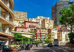 摩纳哥转会期迎来里程碑，志在法国杯名次提升，气氛紧张，身体对抗强度拉满(摩纳哥和巴萨20岁中卫法耶接触)