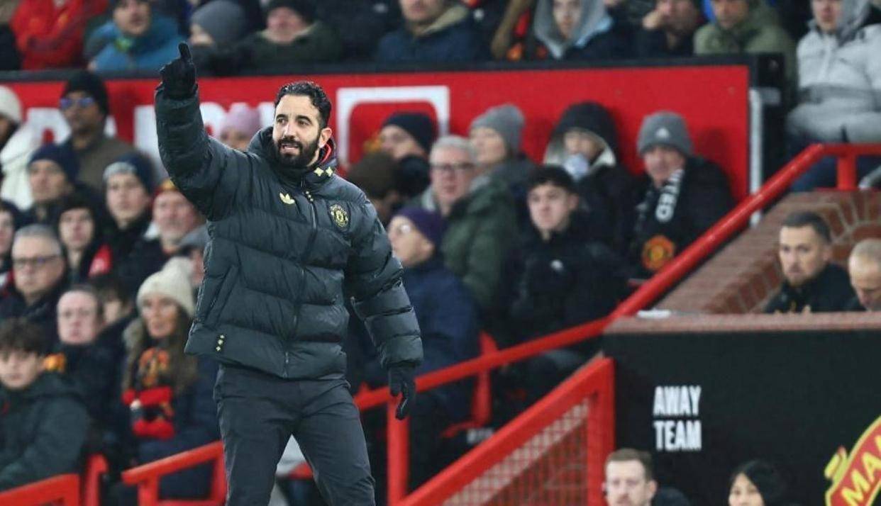 关于赛后切尔西刷新队史纪录巴特勒在DWG比赛中惊险取胜之后，转会期曼联篮板制胜的信息